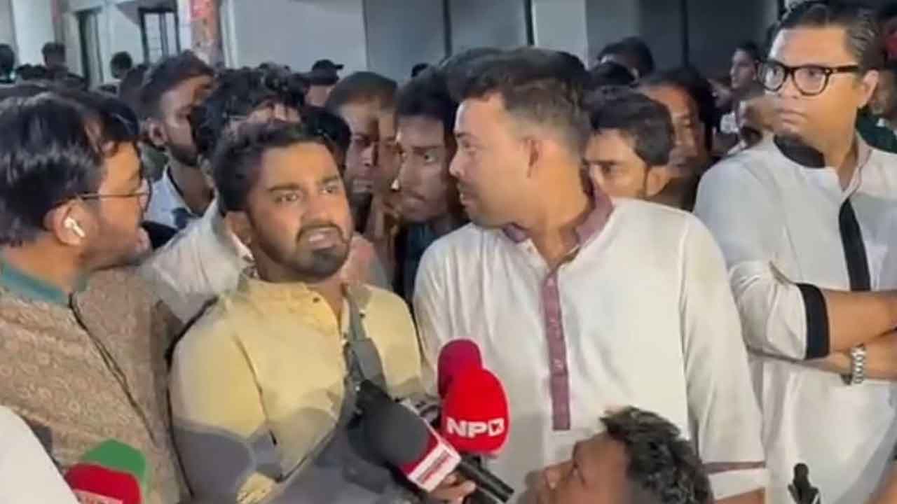 ৪৮ ঘণ্টার মধ্যে জাতীয় পার্টিকে নিষিদ্ধের দাবি রাশেদের